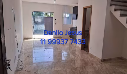Casa com 2 suítes e 2 vagas . FL51