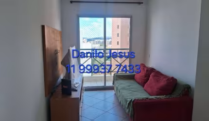 Apartamento com 3 dormitórios, 1 vaga. FL51