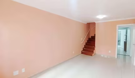 Sobrado 2 suítes 2 vagas 125m2 no Butantã
