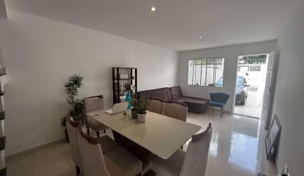 SOBRADO NOVO 2 SUITES, 2 VAGAS GRANDE QUINTAL FL37