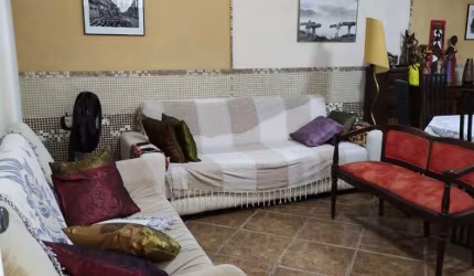 Vendo sobrado com Elevador, 4 dorms, 2 suites, 2 vagas - FL22