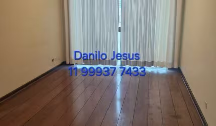 Casa com 3 dormitórios, 2 vagas e edicula. FL51