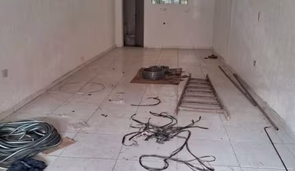 Salão para alugar no Rio Pequeno. FL46