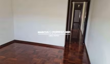 Casa no Butantã com 3 dorms. 1 suíte, 2 vagas, churrasqueira. FL23