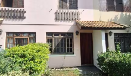 CASA EM CONDOMINIO COM 2 DORMITORIOS FL26