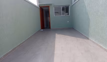 VENDA SOBRADO 125 m² 03 DORMITÓRIOS 01 SUÍTE E DUAS VAGAS DE GARAGENS FL38