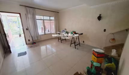 Casa no Jardim Peri Peri c/ 2 quartos., sala, cozinha, lavanderia, 2 vagas. FL23