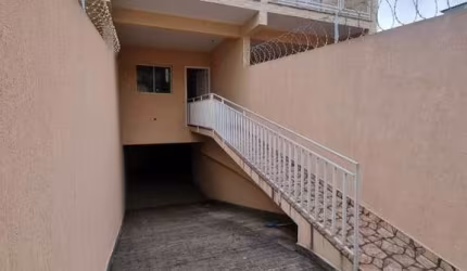 Casa com 3 quartos, 2 vagas - FL35