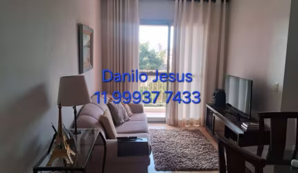 Apartamento com 2 dormitórios e 1 vaga. FL51