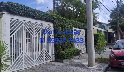 Casa 3 dormitórios sendo uma suíte, 4 vagas. FL51