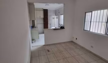 Sobrado com 1 Quarto e 1 banheiro para Alugar, 55 m² por R$ 1.800/Mês - FL59