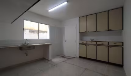 EXCELENTE SOBRADO 100 m² 03 QUARTOS, 02 WC , 02 VAGAS DE GARAGENS FL38