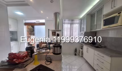 Sobrado Butantã: 3 dormitórios, 4 vagas, piscina