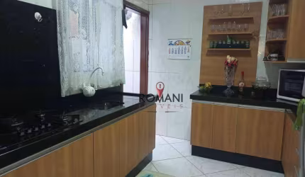 Village com 2 dormitórios à venda, 71 m² por R$ 319.500,00 - Vila Figueira - Suzano/SP