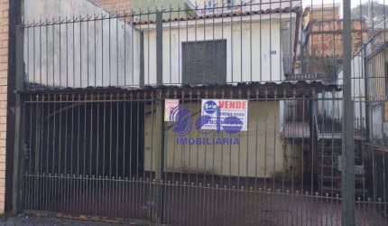 CASA TERREA A VENDA NA REGIÃO DO LIMÃO