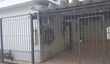 Casa térrea com 2 dormitórios à venda, 90 m² por R$ 375.000 - Moinho Velho - São Paulo/SP