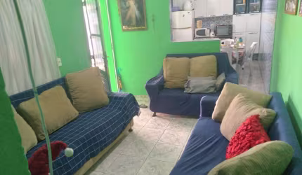 Oportunidade única: Casa à venda na Vila São Paulo, São Paulo-SP, com 2 quartos, sala, banheiro e vaga de garagem!