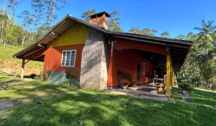 Sítio no Pico em Rodeio/SC