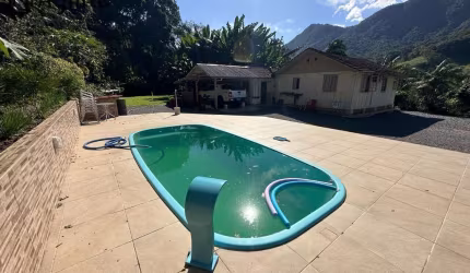 Sítio em Rio Dos Cedros /SC