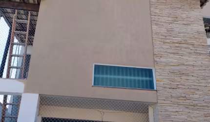 Linda casa no Porto Velho - 4 quartos - garagem e terraço - ótima localização