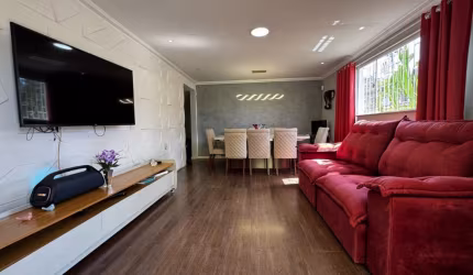 Linda casa na Zé Garoto - vendendo com porteira fechada - 3 quartos com piscina