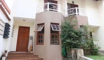 Sobrado à Venda em Vila Irmãos Arnoni, São Paulo - SP