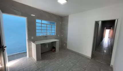 Oportunidade: Casa espaçosa na Rua MONSENHOR JOÃO LAURIANO - JARDIM MARACANÃ