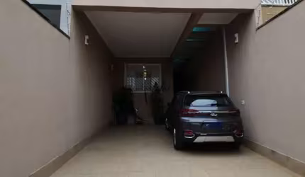 Sobrado À Venda - Santa Teresinha - 3 quartos, 3 suítes, 4 vagas em 170m²