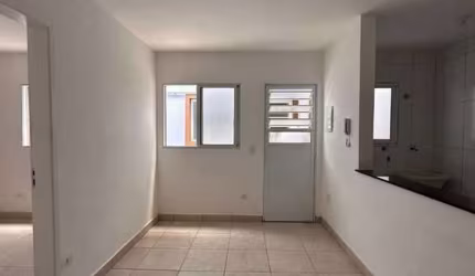 Casa para Alugar em Vila Prado, São Paulo - SP