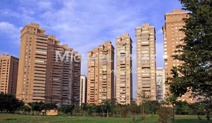PRAÇA VILLA LOBOS AV. NAÇÕES UNIDAS 4797 - ALTO DE PINHEIROS