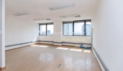 ótima localização próximo do metro , sala comercial
