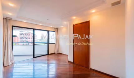 Apartamento com 3 Quartos