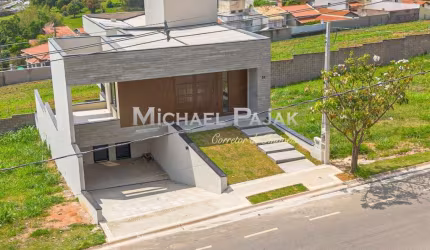 Casa em condomínio com 3 quartos