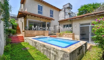 Casa com 4 quartos