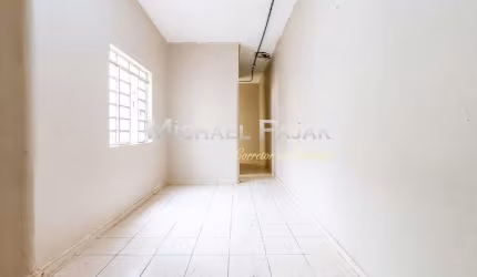 Terreno residencial com 300m²