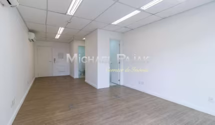 Conjunto comercial com 37m²
