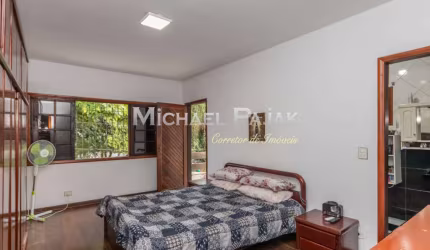 Casa de vila para venda com 5 quartos, sendo 3 suítes - Michael Pajak (11) 99996-4550