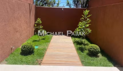 Casa tipo para venda com 3 quartos, sendo 2 suítes - Michael Pajak (11) 99996-4550