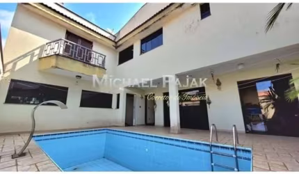 Sobrado Residencial na Rua das Nogueiras, Santo Ándré, Michel Pajak (11) 99998 - 4550