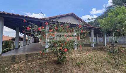 Linda chácara toda formada de 1.000m²
