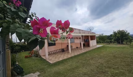 Linda Chácara formada