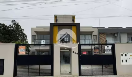 Apartamento quadra Mar 2 quartos