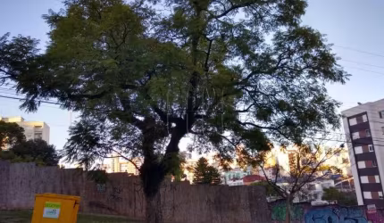 Terreno à venda na Rua Bento Gonçalves, 100, Centro, Caxias do Sul por R$ 1.515.520