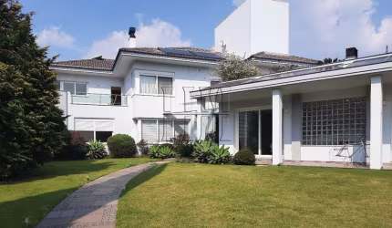 Casa com 4 quartos à venda na Virginia Poletto Fiorio, 108, Saint Etienne, Caxias do Sul por R$ 5.200.000