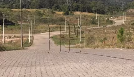 Terreno à venda na Rua Líbera Boff, 01, Mariland, Caxias do Sul por R$ 195.000