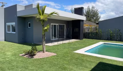 Casa com 3 quartos à venda na Juvelino Pacheco dos Santos, 100, Areias Brancas, Arroio do Sal por R$ 950.000
