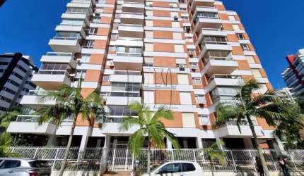 Apartamento com 4 quartos à venda na Alexandrino de Alencar, 254, Centro, Torres por R$ 1.790.000