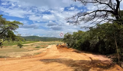 Terreno à venda na Curitiba, 290, Zona Rural, São José da Lapa por R$ 150.000