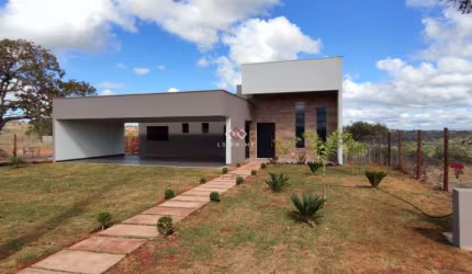 Casa em condomínio fechado com 4 quartos à venda na Alameda do Bem Viver, 5, Canto Da Siriema, Jaboticatubas por R$ 1.390.000
