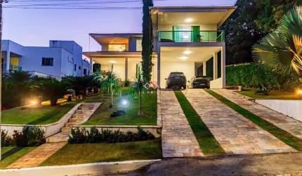 Casa em condomínio fechado com 4 quartos à venda na Conde Tamietti, 225, Condados da Lagoa, Lagoa Santa por R$ 2.990.000